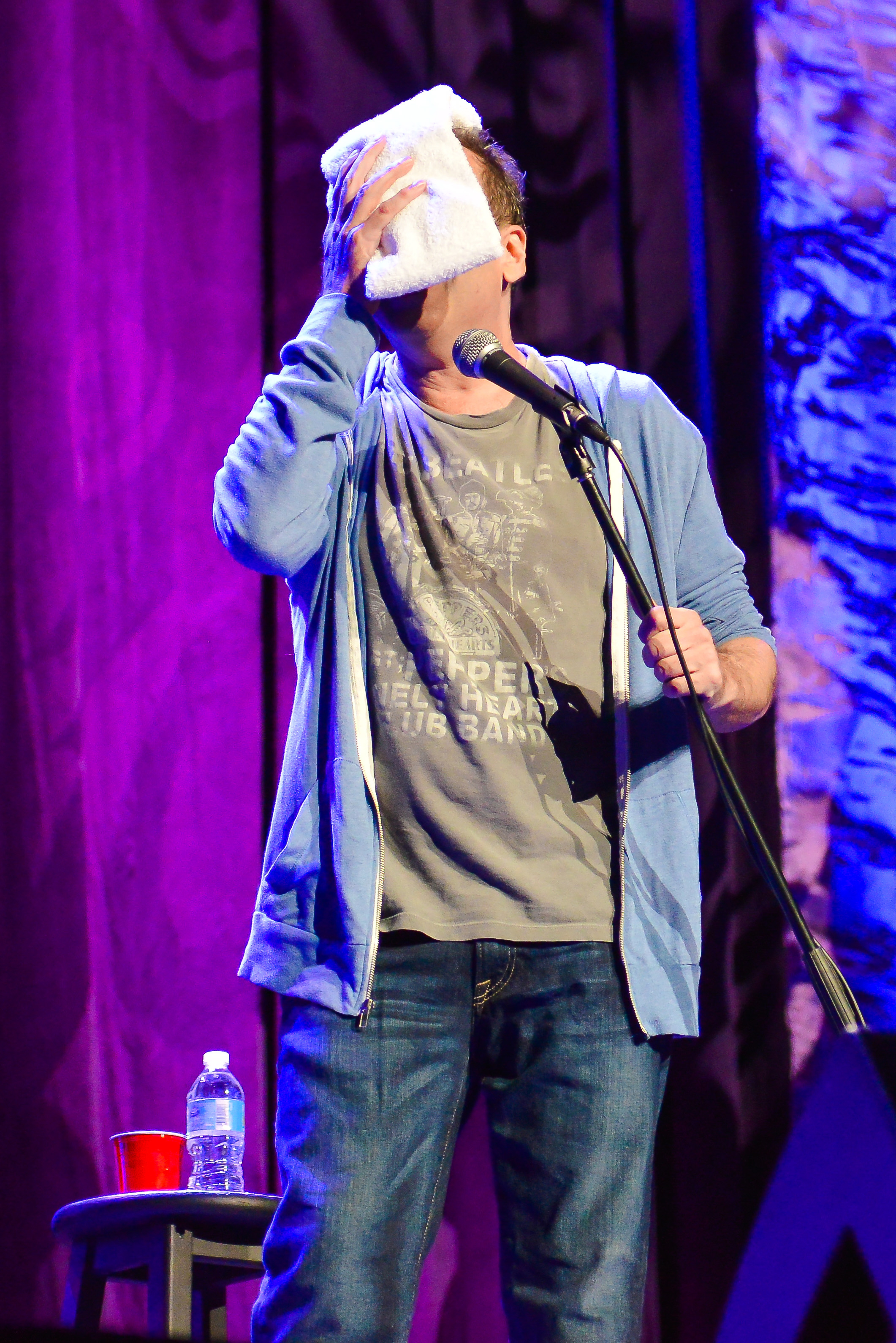 Jeremy Hotz with a towel